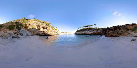 Beautiful Hidden Bay Beach Morning Mood