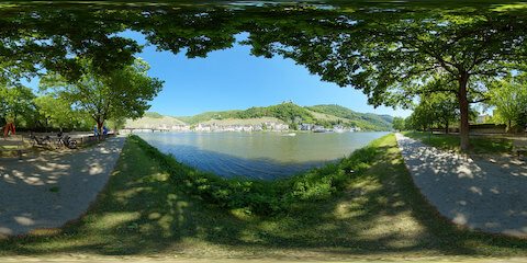 Romantic Moselle River Valley Near Historic City Walls