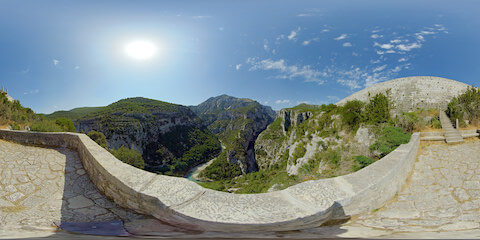 Deep Gorge From Stone Ballustrade Lookout - From Left